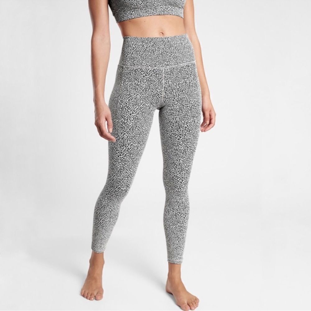 Athleta Salutation Stash II Textured Tight Pocket Legging Cheetah Print ST Tall